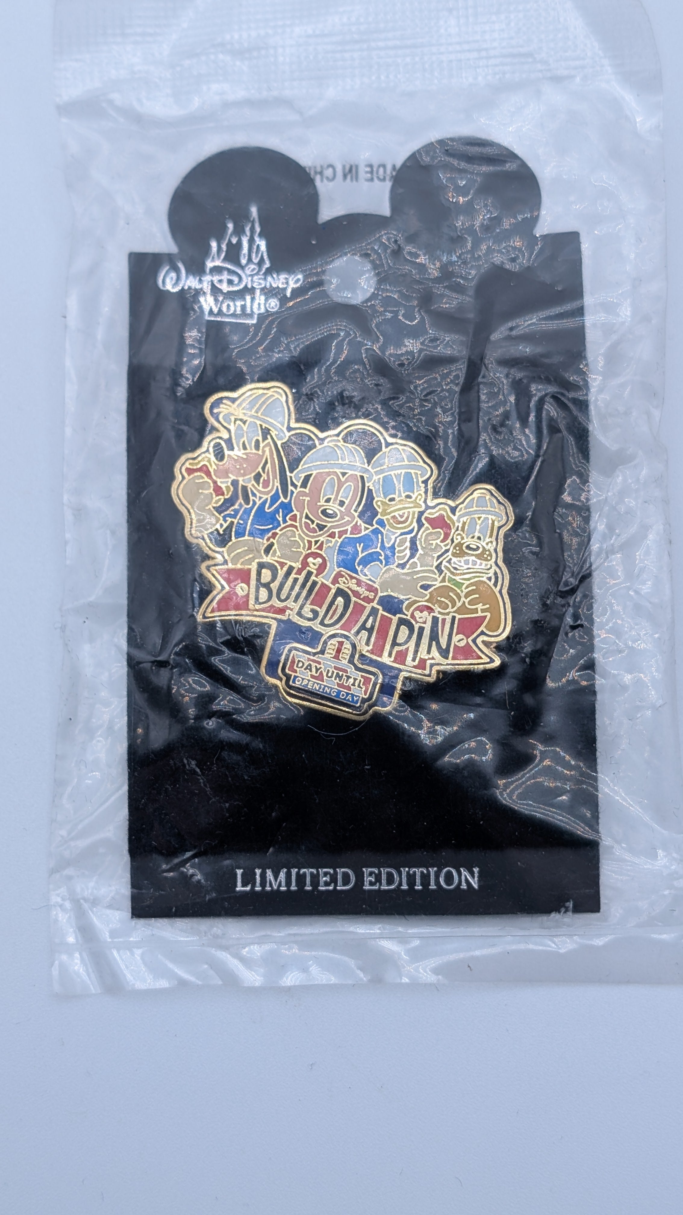 WDW Build A Pin  1 Day Left