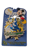White Glove Collection 35th Anniversary Donald Duck pin